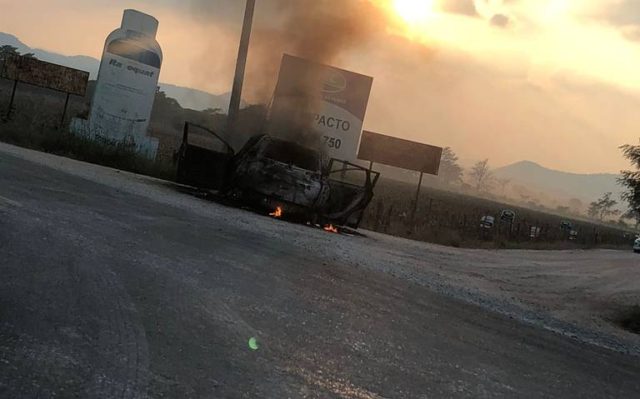 Enfrentamiento Armado En La Carretera Ocozocoautla Villaflores Deja