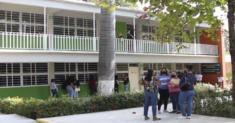 Reconocen calidad de la Facultad de Humanidades de la UNICACH