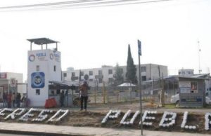 Detienen a 19 empleados de penal de Puebla por hallazgo de cuerpo de bebé