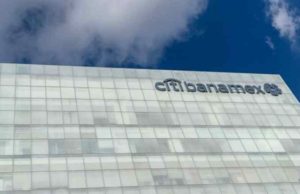 Pide AMLO “que sea mexicano, con solvencia y sin deudas fiscales” quien compre Banamex