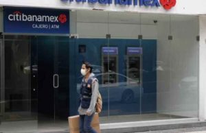 Unidad mexicana de HSBC analiza posible compra de Banamex