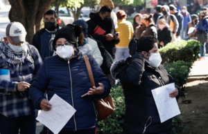 La pandemia de covid, “lejos de haber terminado”: OMS