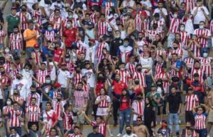 Chivas le cierra las puertas de su estadio a las barras a partir del Clásico