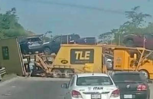 Aparatoso accidente en vía Las Choapas Ocozocoautla