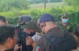 Escolta del INM agrede a reportero de TV Azteca en Chiapas