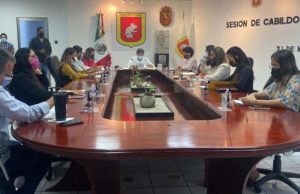 Aprueban pensiones y reformas en la administración pública municipal durante sesión de cabildo del Ayuntamiento capitalino.