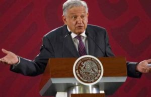 AMLO llama hipócritas a sacerdotes y cuestiona “¿por qué no actuaron con Calderón?”