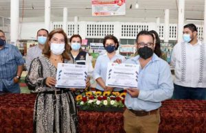 Certifican como “Mercado Seguro, Locatarios vacunados” al mercado 20 de Noviembre, mejor conocido como Mercadito de las Flores