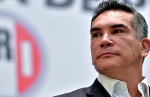 Alejandro Moreno presenta iniciativa en pro de periodistas luego de que se filtraron audios donde habla de “matarlos de hambre”