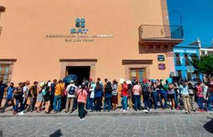 AMLO plantea eliminar presentación de constancia de situación fiscal “si solo complica las cosas”