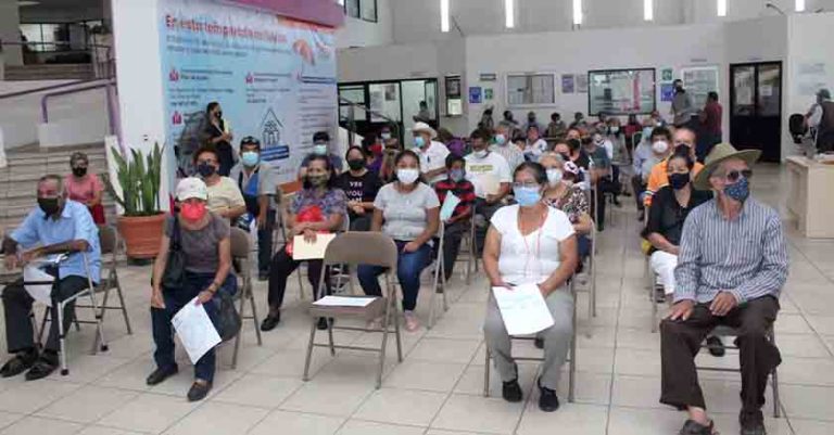Toma de Moldes y Adaptación de Auxiliares Auditivos 2022.