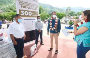 Entrega Rutilio Escandón apoyos a los sectores agrícola y pesquero de Osumacinta, Chicoasén y San Fernando