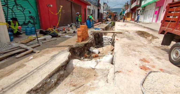 Tuxtla avanza en la obra vial: Carlos Morales