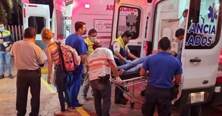 Dan de alta a nueve migrantes tras accidente en la autopista Ocozocoautla-Las Choapas
