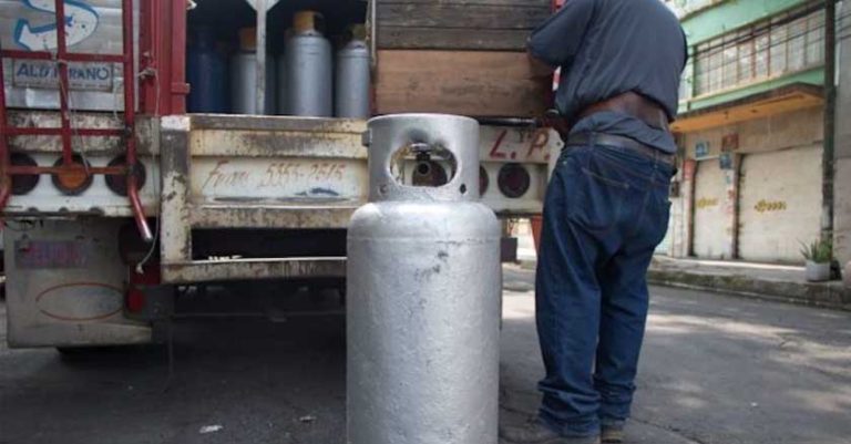 Compras de pánico de gas LP: gaseras niegan haya desabasto, aunque sí hay escasez