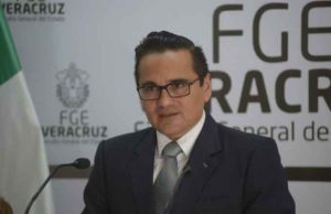 Detienen a Jorge Winckler, exfiscal de Veracruz; es acusado de tortura y desaparición forzada