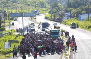 Sale nueva caravana de migrantes de Tapachula hacia Huixtla, Chiapas