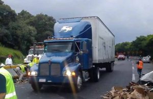 Vuelca tráiler con migrantes en Chiapas; hay 18 heridos