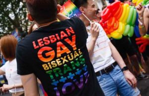 Falta que más gente crea que la bisexualidad es real, que no es una fase