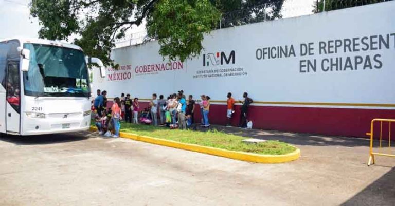 Autoridades rescatan a 52 migrantes centroamericanos en Chiapas
