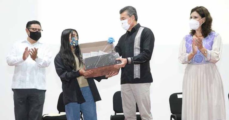 Conafe en Chiapas recibe equipamiento y materiales para la educación comunitaria