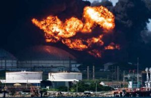 México enviará embarque de gasolinas a Cuba como “ayuda humanitaria”