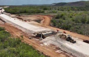 ¿En qué artículos se basó AMLO para la expropiación de 36 terrenos y cómo será la indemnización?