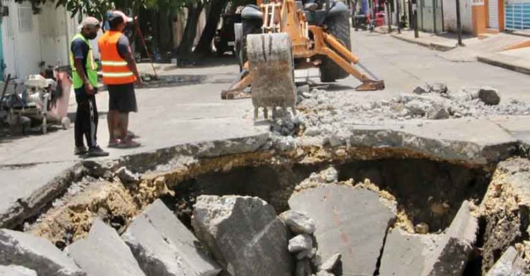 Inicia SMAPA obra de rehabilitación de drenaje sanitario en Barrio Guadalupe