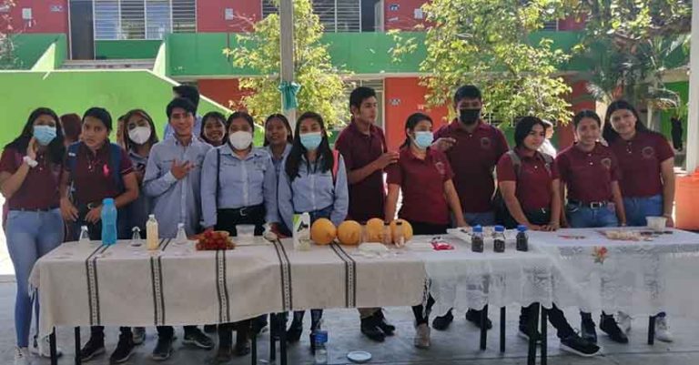 Celebra UNICACH Acapetahua 12 años de trabajo