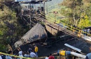 México prevé que rescate de mineros en Pinabete dure seis meses