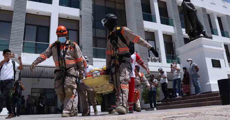 Participa Tuxtla en el Simulacro Nacional de Protección Civil con hipótesis de sismo con intensidad 8.2
