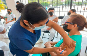 Inicia Secretaría de Salud Municipal vacunación contra Influenza