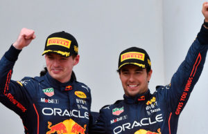 Papá de Verstappen minimiza a Checo Pérez como compañero de Max