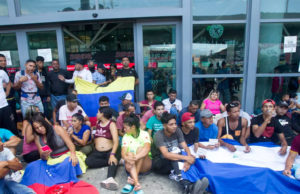 Pedirá México más visas humanitarias para migrantes en EEUU