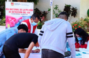 Secretaría de Salud Municipal pone en marcha campaña de pruebas rápidas de VIH en Universidad Salazar