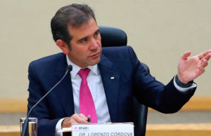 “INE está por encima de los actores políticos”, responde Lorenzo Córdova a AMLO