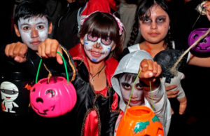 ¿De dónde proviene la tradición de pedir calabacita en México?