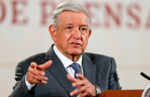 López Obrador carga contra la Suprema Corte ante las impugnaciones a su reforma electoral