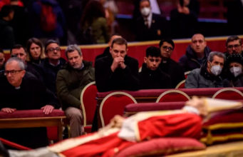 El funeral de Benedicto XVI, un hecho inédito dentro de la larga historia de la Iglesia Católica