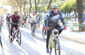 Realizan marcha por la paz en el Circuito Recreativo y Deportivo Tuchtlán