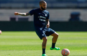 Envían a prisión al futbolista Dani Alves, jugador de los Pumas, por agresión sexual