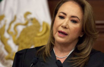 La SEP devuelve a la UNAM el caso de la tesis copiada de la ministra Yasmín Esquivel