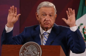 No voten por candidatos antimigrantes, pide López Obrador a paisanos