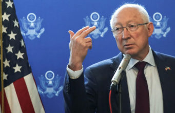 El embajador de EUA, Ken Salazar, advierte que no descansará hasta tener justicia en caso Matamoros