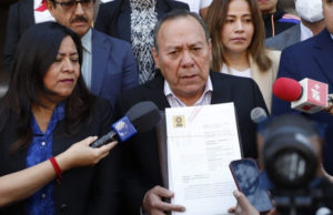 El PRD presenta acción de inconstitucionalidad en contra del plan B electoral