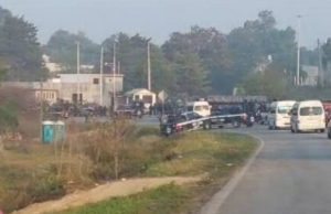 Campesinos retiran bloqueo de carretera de Teopisca