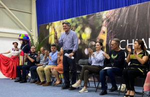 Carlos Morales asiste a la inauguración de la cuarta edición del Chiapas Birding and Photo Festival
