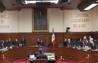 Organización internacional de abogados exige a López Obrador frenar sus ataques contra la Suprema Corte