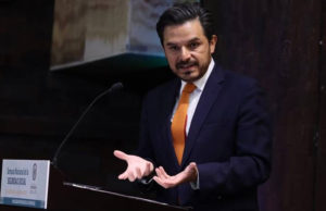 No tengo plan B. Aspiro ser gobernador de Chiapas: Zoé Robledo