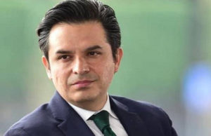 Zoé Robledo lidera con claridad todas las encuestas